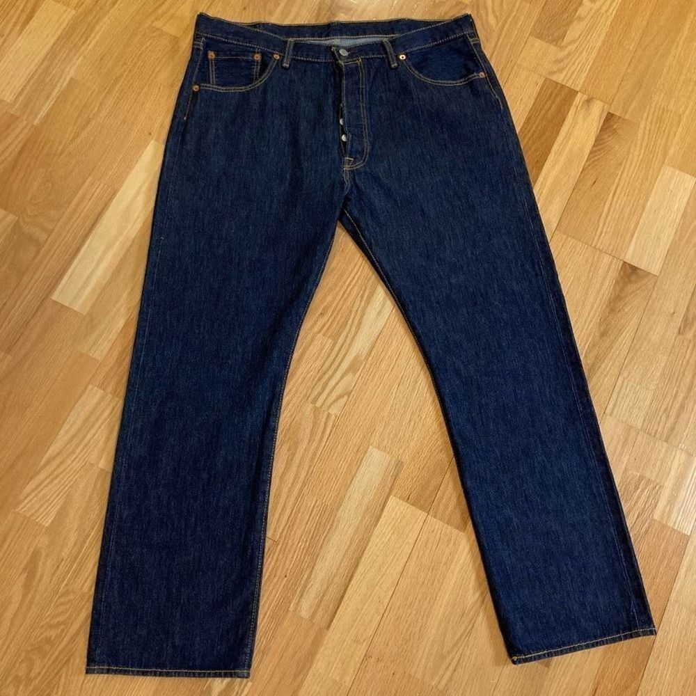 Levis 501 Button Fly Dark Wash Straight Leg Jeans 40x32 NWOT